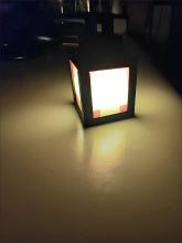 Enfant dormant avec l'oreiller Le P'tit Loup